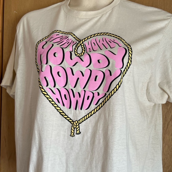 Persaya Howdy Rope Heart Graphic Tee – Ivory & Pink – XL - Picture 3 of 3
